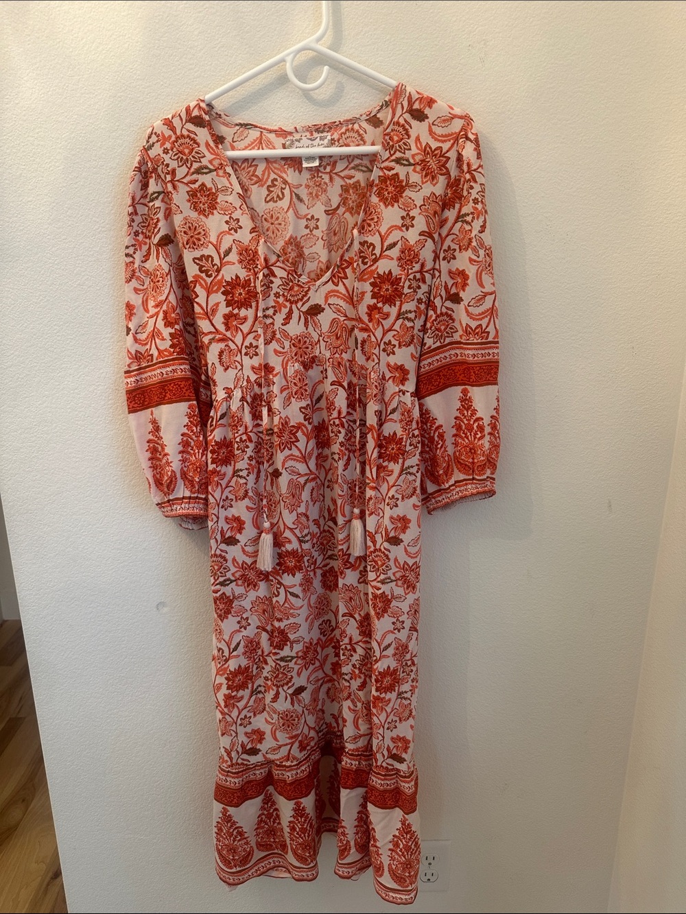 Hand of the Bee Floral Maxi Dress M Boho 100% Viscose Pockets Tie Waist